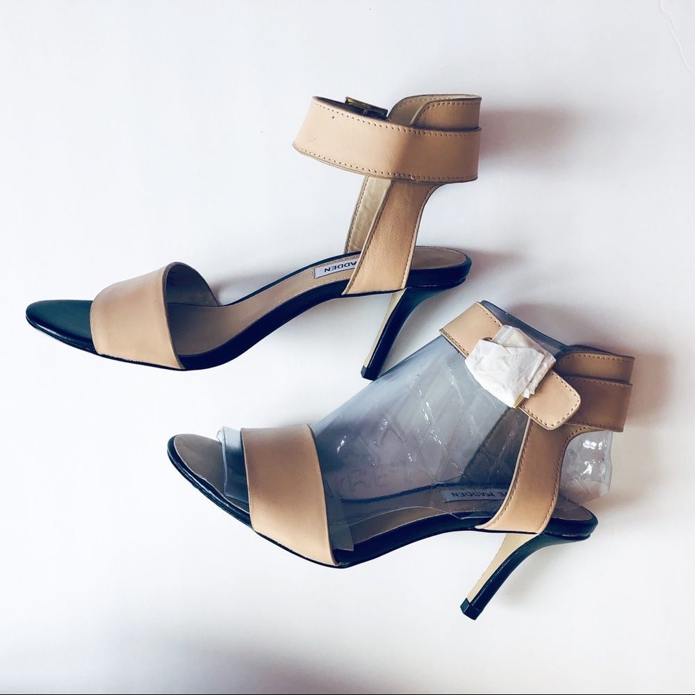 👡 Steve Madden Heels 👡 - Picture 3 of 6